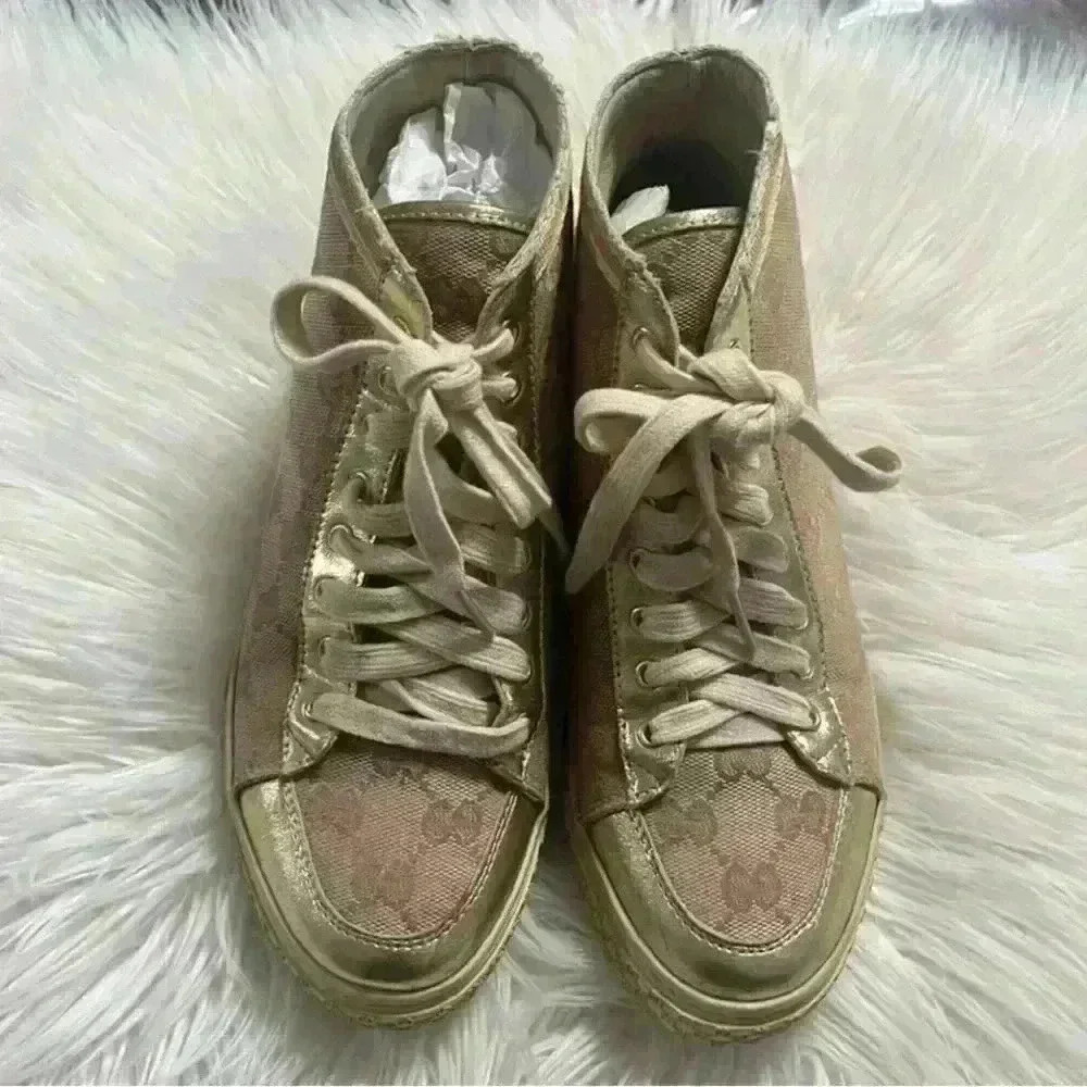 Authentic Gucci shoes